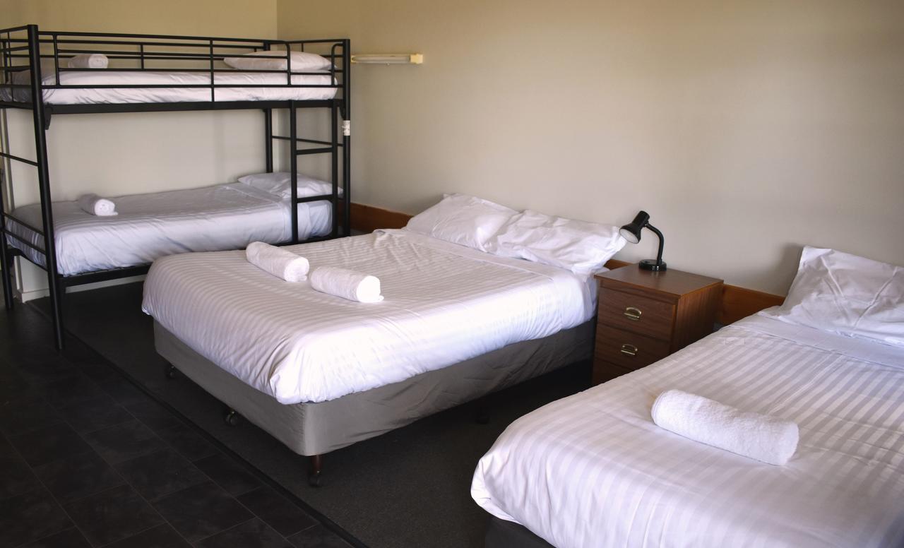 Port Albert Motel Buitenkant foto